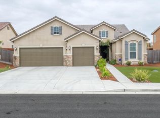 21298 Lago Bello Ln, Friant, CA 93626