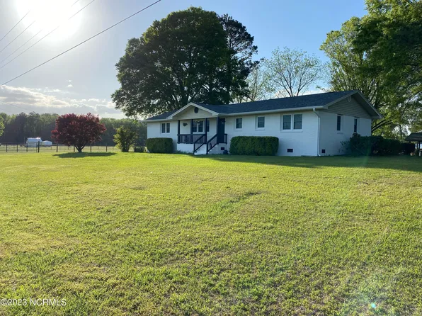 575 Ludie Brown Road, Chinquapin, NC 28521