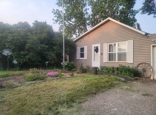 610 Jacobson Ave, Max, ND 58759