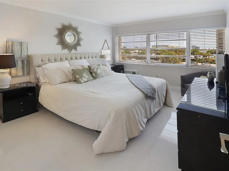 220 N Kings Point Dr #415 — Photo 15
