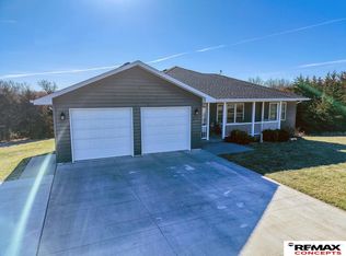 2105 Myhill Ln, Crete, NE 68333