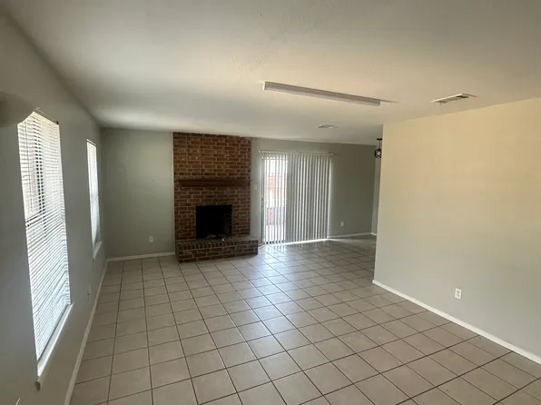 3935 N Garland Ave, Garland, TX