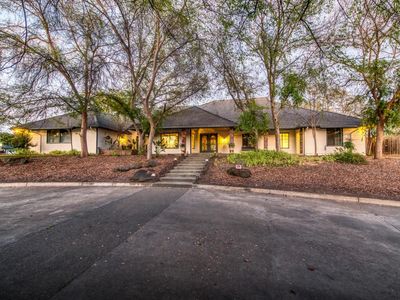 16015 Sample Rd, Clovis, CA, 93619