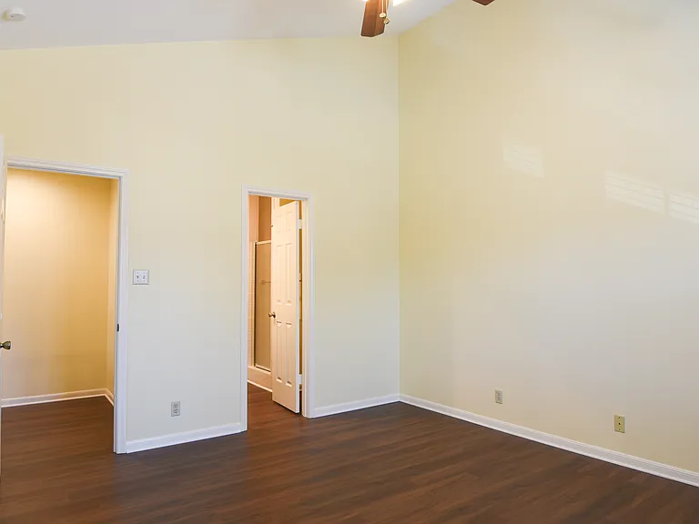 9 Chapel Hill Cir — Photo 28