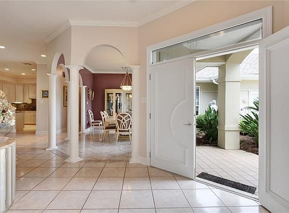 5th image of 30 Muirfield Dr