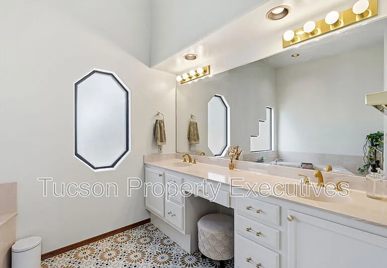 3901 N Vista De La Cima — Photo 19