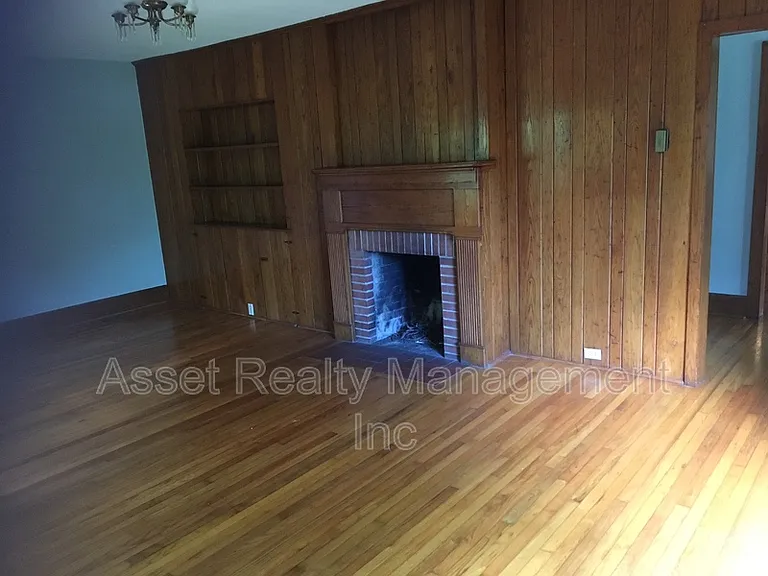 2033 Decatur Hwy — Photo 6