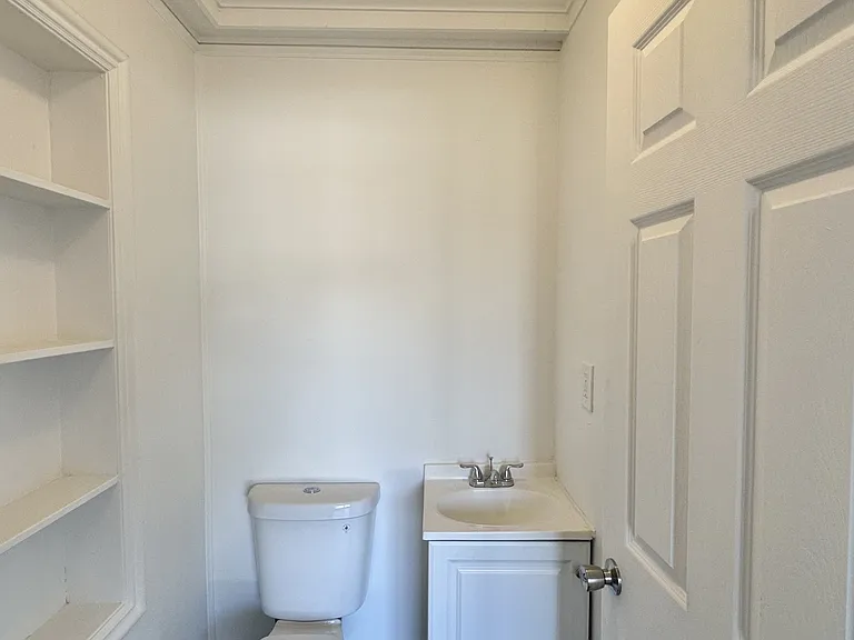 1341 Pineview Rd — Photo 8