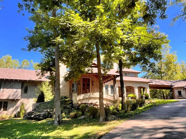 4824 S Landon Court, Springfield, MO 65810