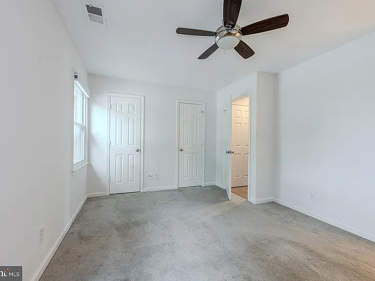 4116 Washington Blvd — Photo 17