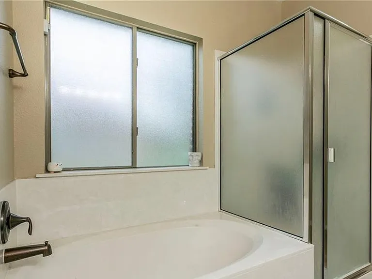 6707 Bayberry Dr — Photo 8