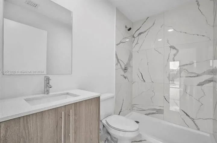 1-245 NW 13th St #245 — Photo 14