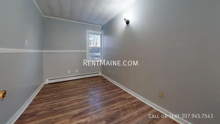 2BR/1BA Apartment in Vassalboro — Photo 3