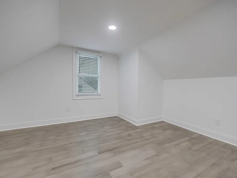 593 Lynnhaven Dr SW — Photo 23