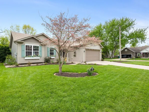 701 Prism Valley Dr, Mishawaka, IN 46544