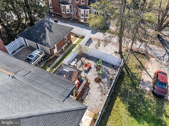 4th image of 632 S Pershing Ave