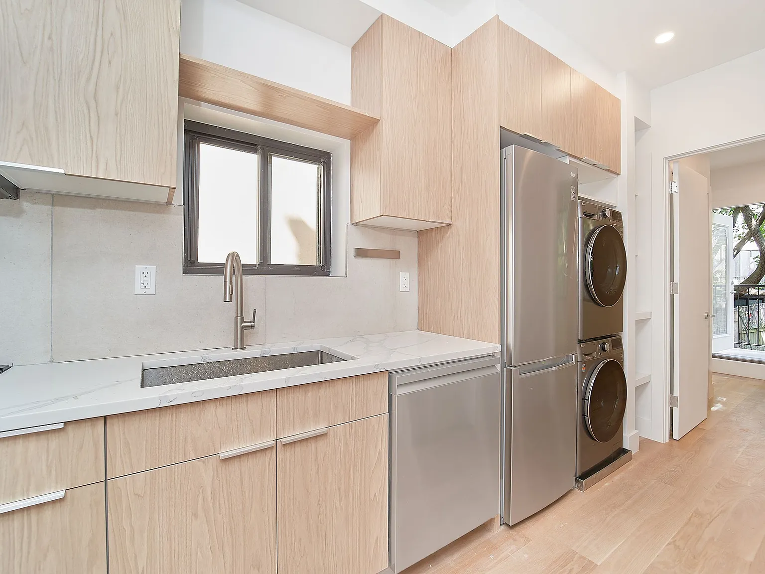 11 West 119th Street — Photo 3
