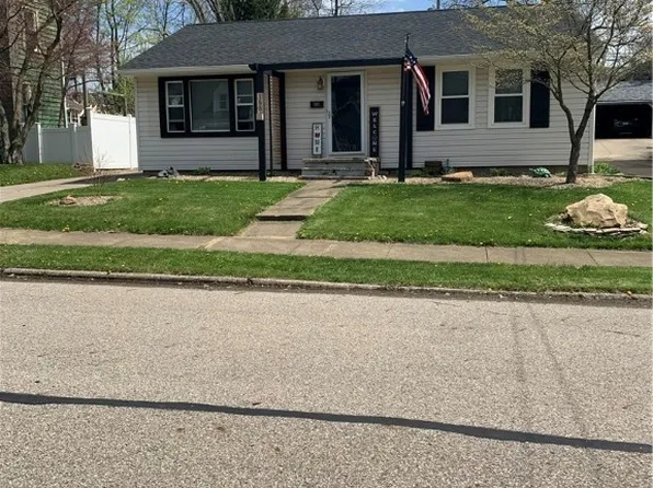 155 Baird Ave, Wadsworth, OH 44281