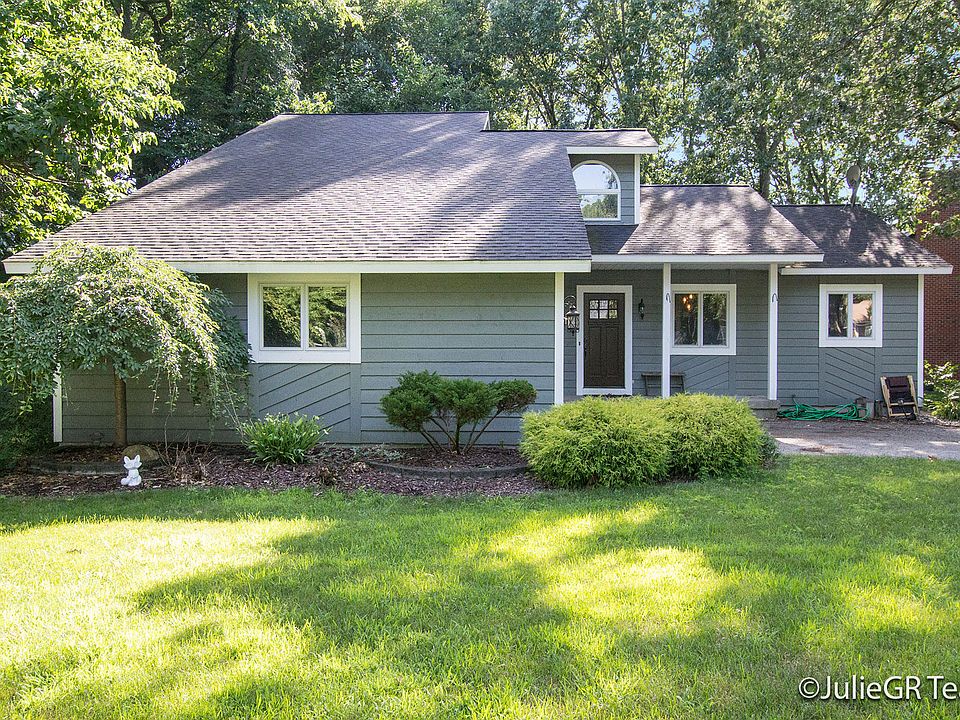 1st image of 1790 Glenvale Dr SW