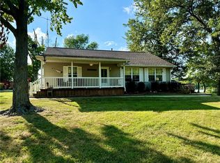 2145 Primrose Ln, Mattoon, IL 61938