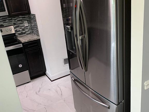 4th image of 10752 Cedarwood Dr