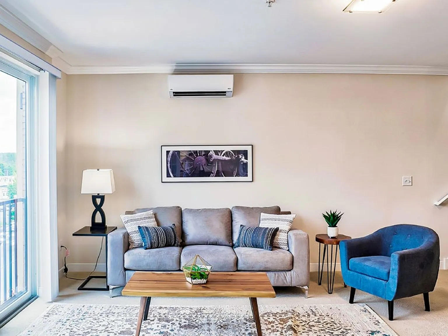 Electric City Apartments — Photo 3