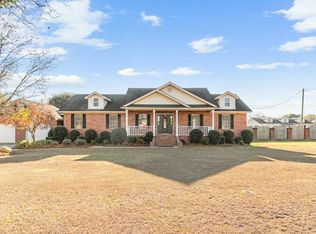 747 Gardensgate Rd, Eutawville, SC 29048