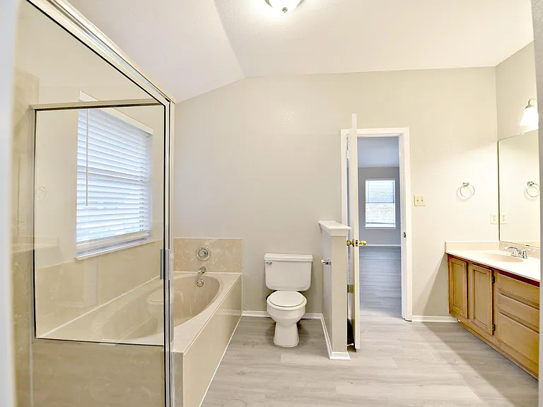 12801 Margit Dr — Photo 12