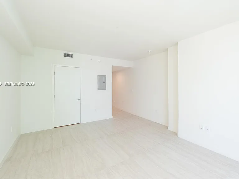 77 SE 5th St #3604 — Photo 6