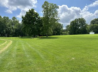 507 Walton Chapel Rd, Lafayette, TN 37083