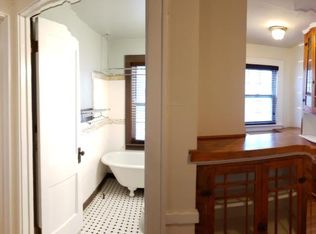 1696 Ashland Ave APT 5, Saint Paul, MN 55104