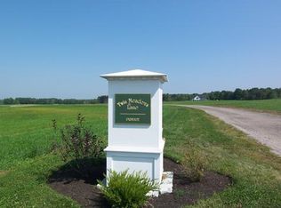 2 Twin Meadows Ln, Falmouth, ME 04105