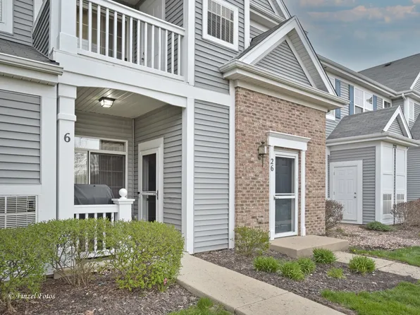 2215 Aurora Dr Unit 6, Hampshire, IL 60140