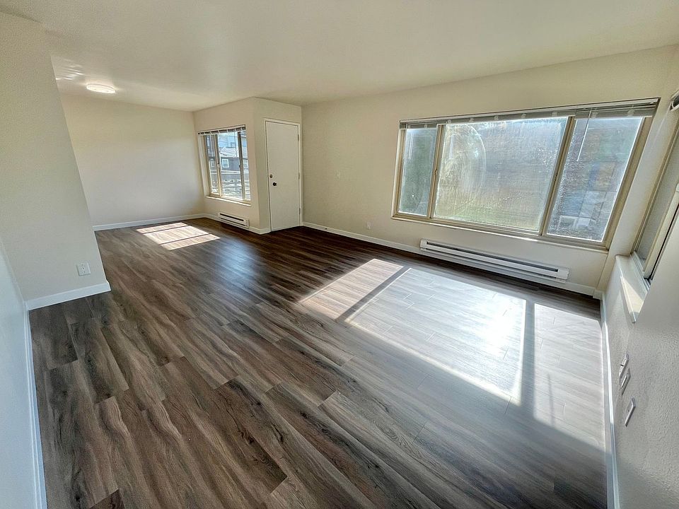 1st image of 5512 15th Ave NE #18374969