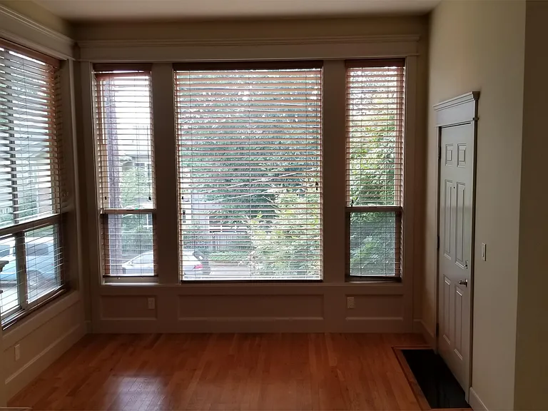 362 Aloha St — Photo 4