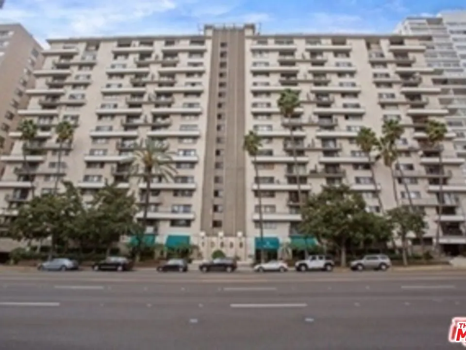 10535 Wilshire Blvd #1002