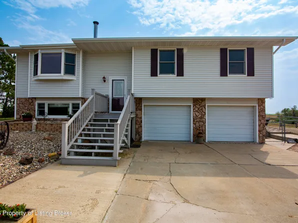4080 111b Ave SW, Dickinson, ND 58601