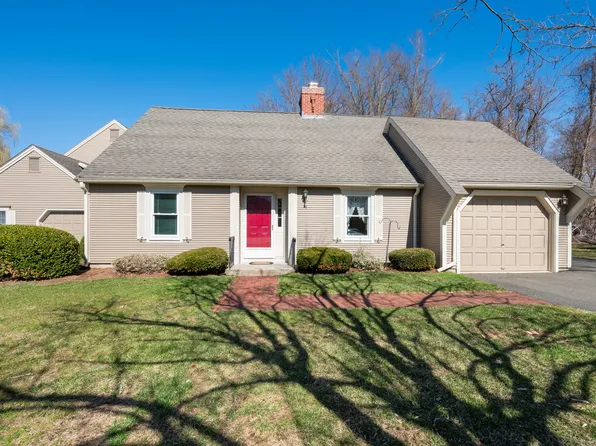 76 Willow Green Lane #76, Glastonbury, CT 06033