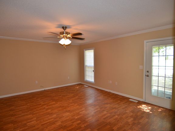 5th image of 128 Loblolly Dr