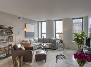 604 Locust St APT 1802, Des Moines, IA 50309