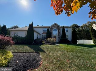 237 Churchill Dr, Egg Harbor Township, NJ 08234