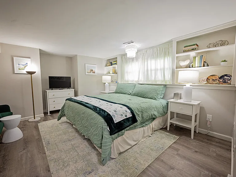 SE Lana Ct — Photo 20
