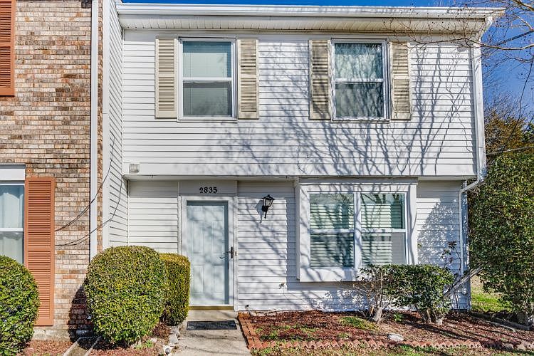 1st image of 2835 Lake Forest Dr