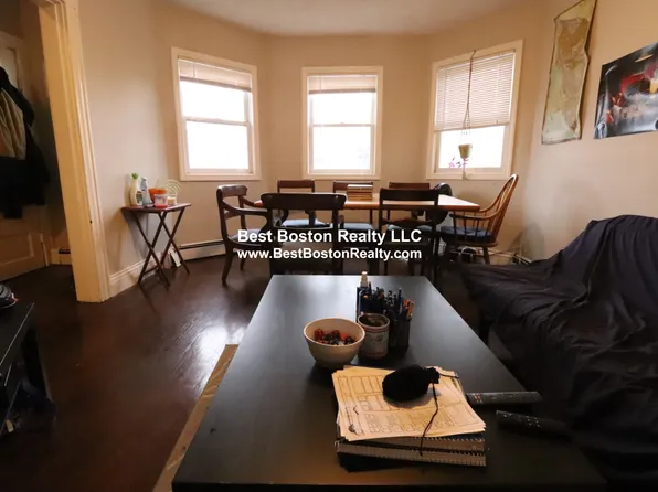 34 Speridakis Ter, Cambridge, MA