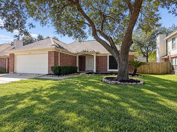 2nd image of 18023 Carbridge Dr