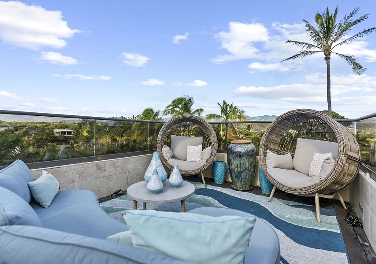Pili Pono: Exclusive 5BR Estate w/ Pool, Spa & Panoramic Ocean Views — Photo 2