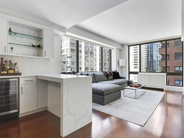 300 E 64th St APT 7D, New York, NY 10065