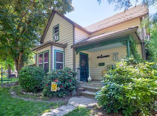 416 NW Booth St, Grants Pass, OR 97526