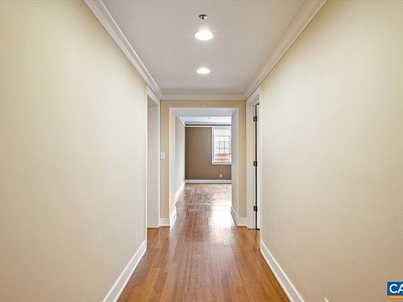 2nd image of 255 E Jefferson St