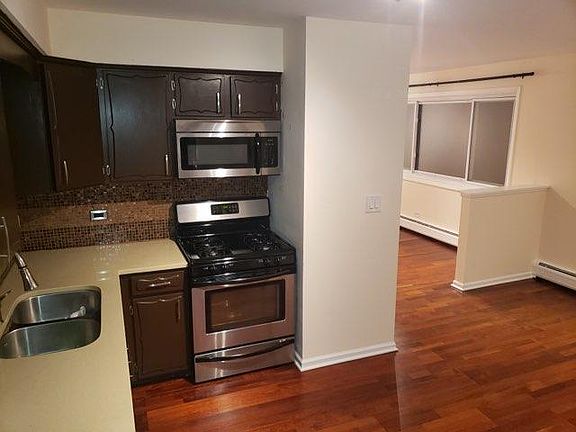 4th image of 7444 Washington St APT 6